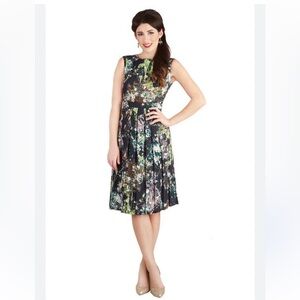 MODCLOTH Myrtlewood “Crystal” Pleated Dress, Size M